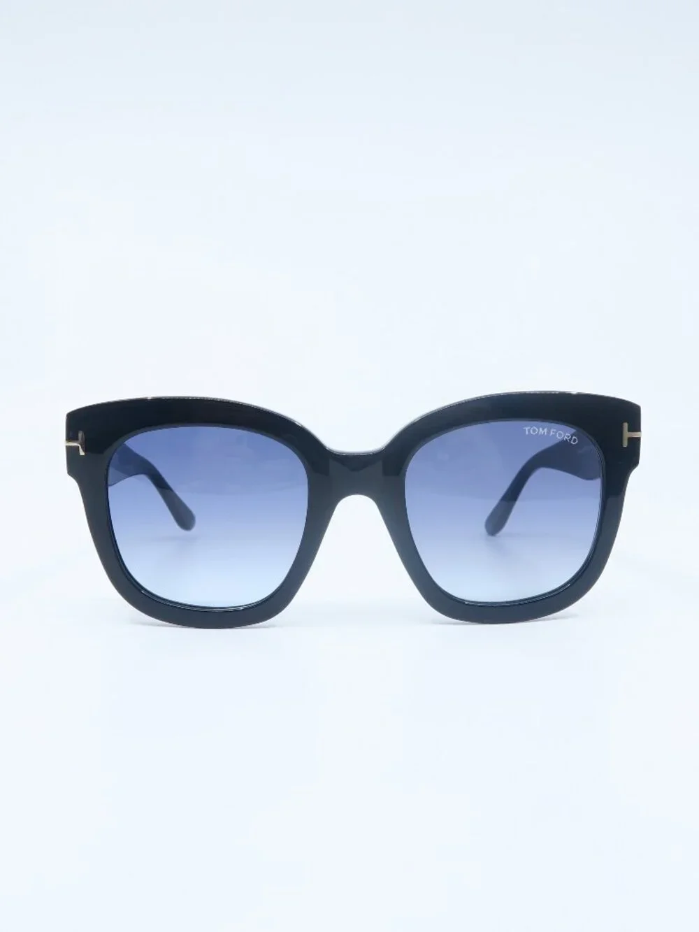 Tom Ford TF613 Eco 01W Beatrix-02 Black-Gradient, New Square Women's Sunglasses.